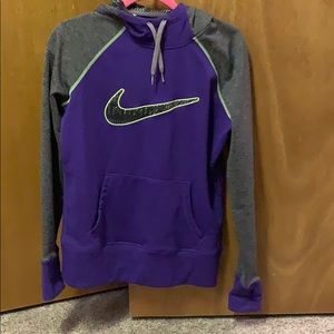 Nike thermal fit sweatshirt